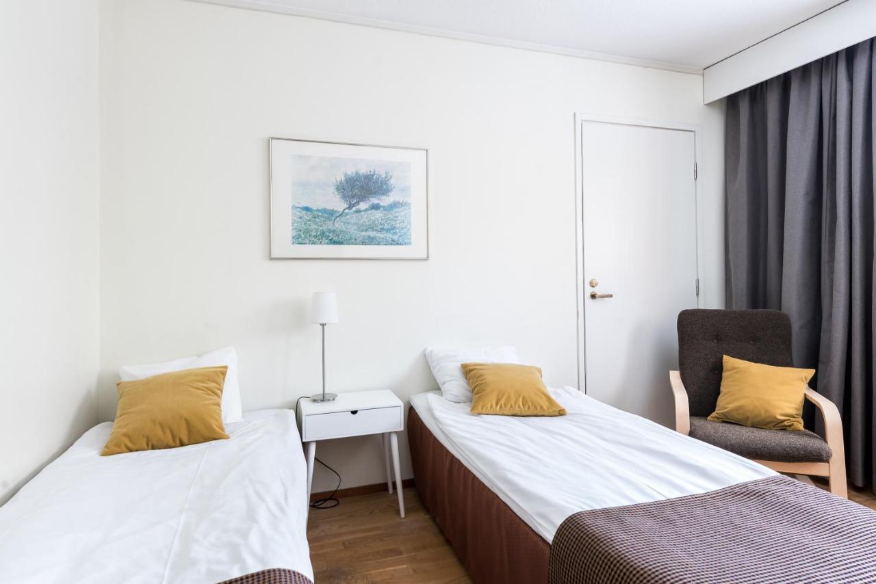 טמפרה Hotel Hermica מראה חיצוני תמונה