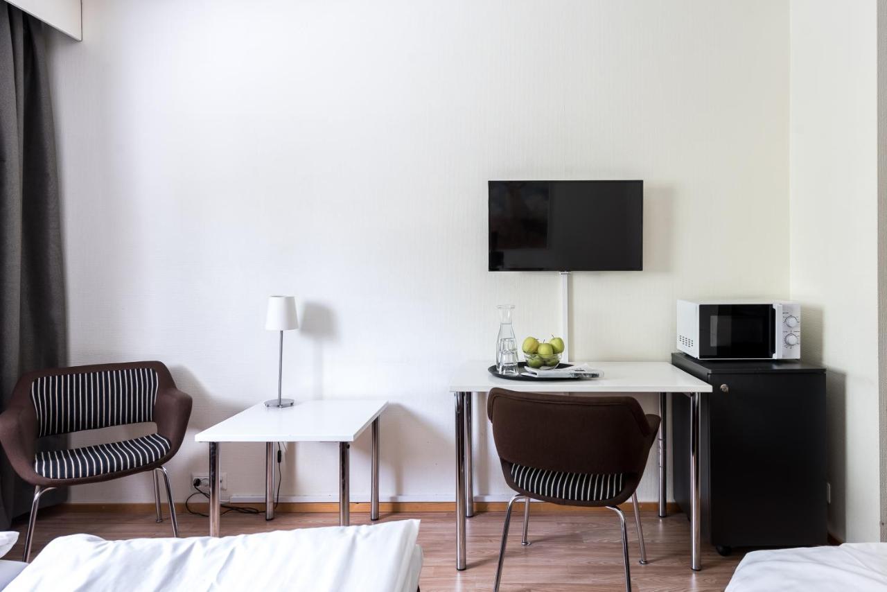 טמפרה Hotel Hermica מראה חיצוני תמונה