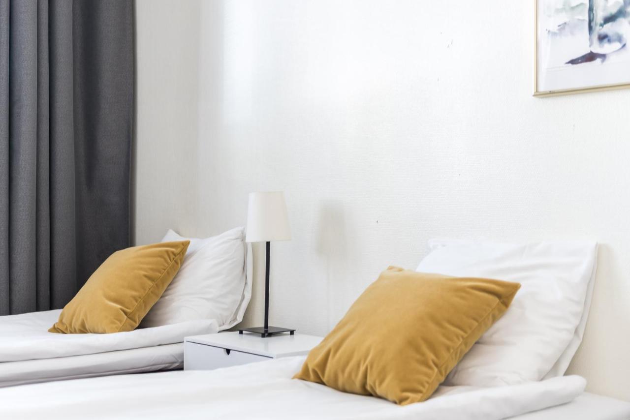 טמפרה Hotel Hermica מראה חיצוני תמונה