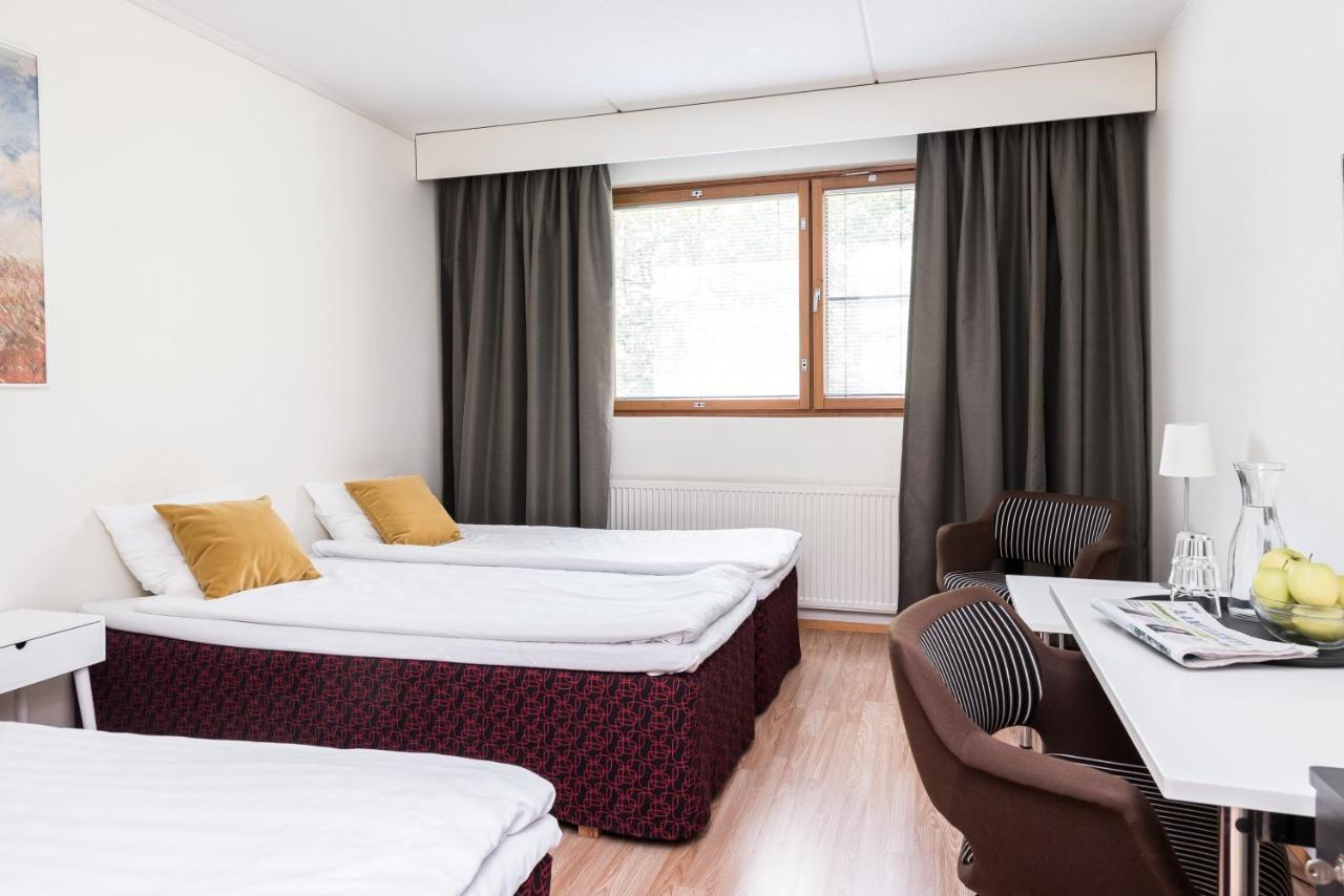 טמפרה Hotel Hermica מראה חיצוני תמונה