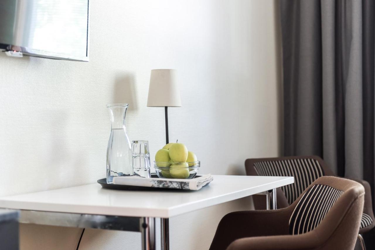 טמפרה Hotel Hermica מראה חיצוני תמונה