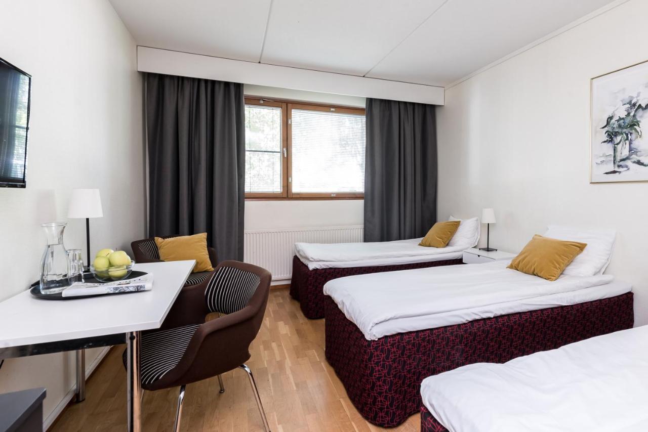 טמפרה Hotel Hermica מראה חיצוני תמונה